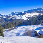 Blick in die verschneiten Voralpen