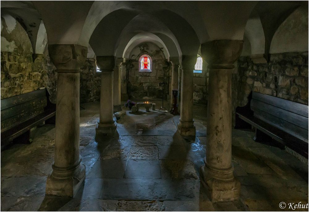 Blick in die Westkrypta - Stiftskirche St.Cyriakus Gernrode