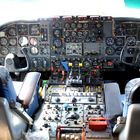 Blick ins Cockpit der BAC Vicers VC 10 der UNITED ARAB EMIRATES