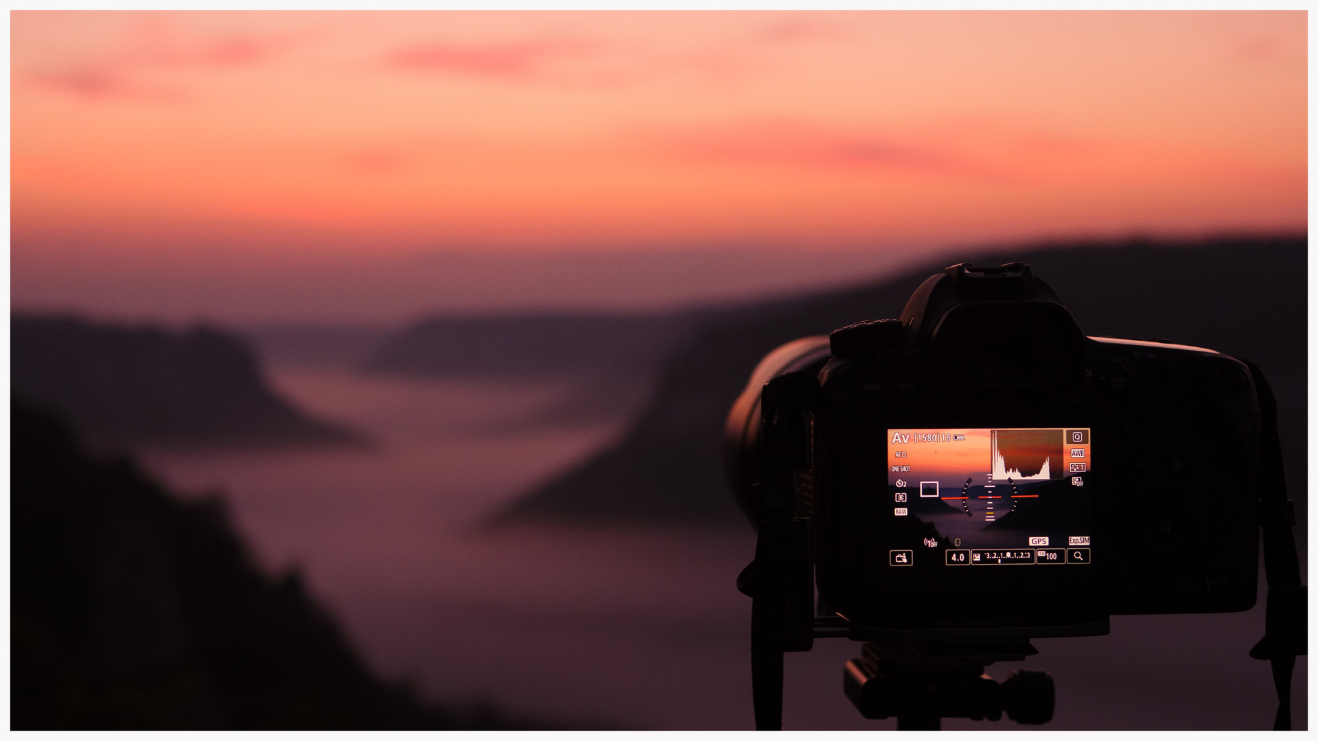 Blick ins Donautal - Sonnenaufgang Eichfelsen