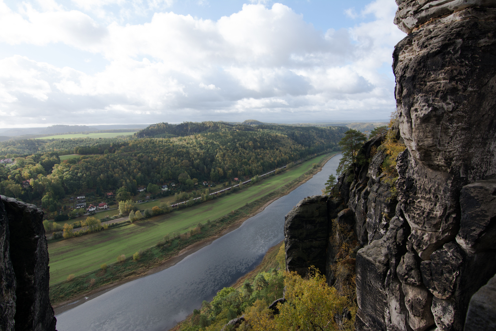 Blick ins Elbtal