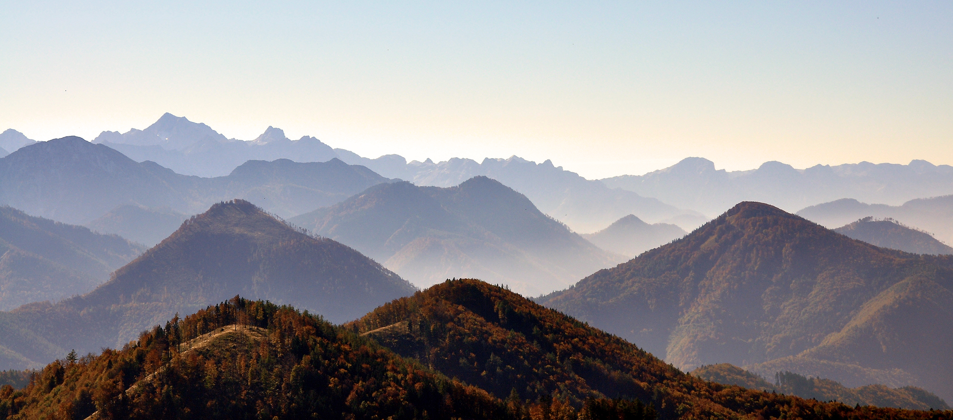 Blick ins Ennstal ( Reichraminger- Hintergebirge u. Haller-Mauern )