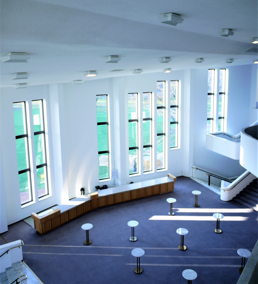 Blick ins Foyer - Aalto-Theater Essen (2023)