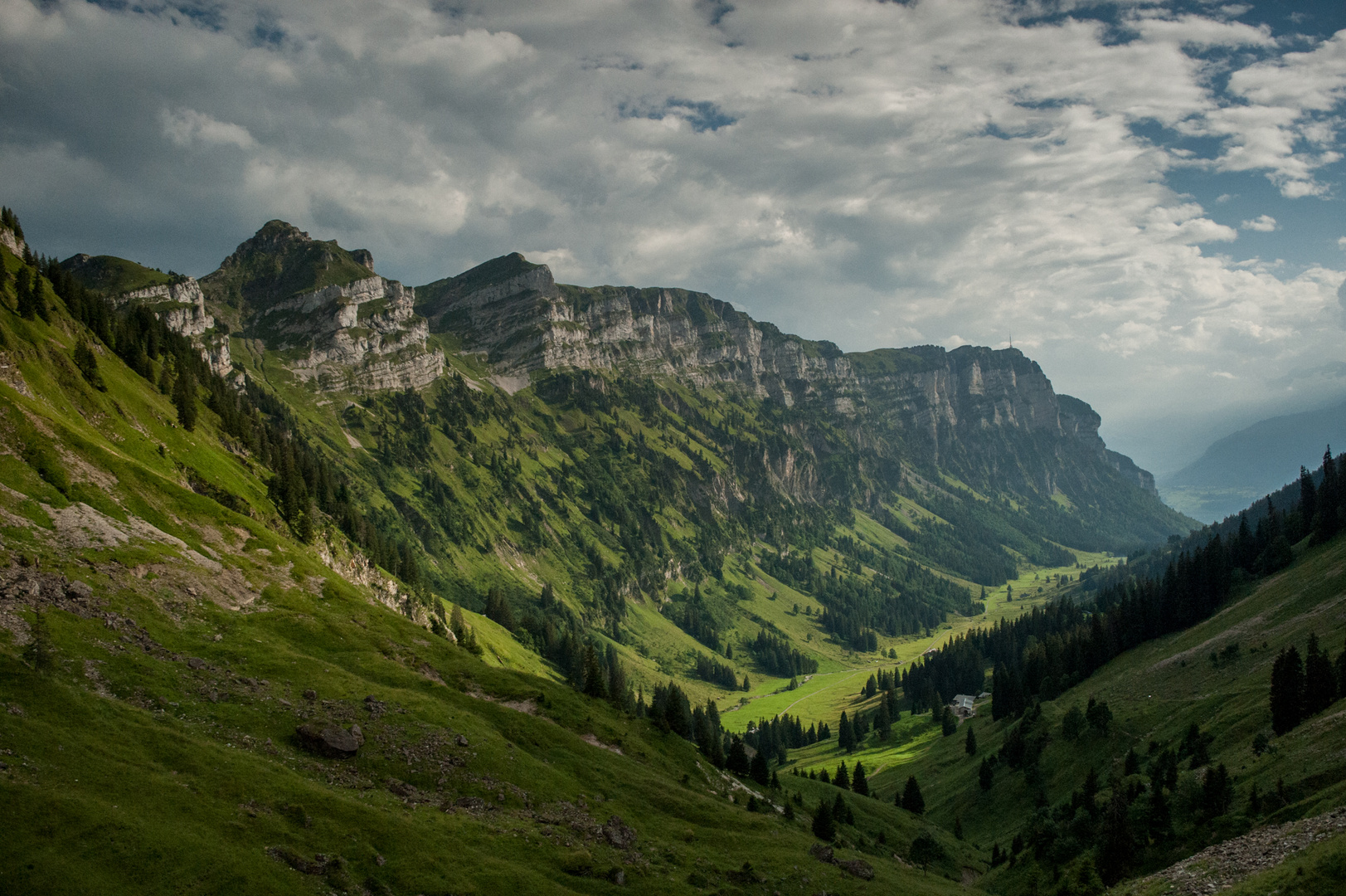 Blick ins Justistal, Berner Oberland (CH)