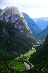 Blick ins  Nærøytal