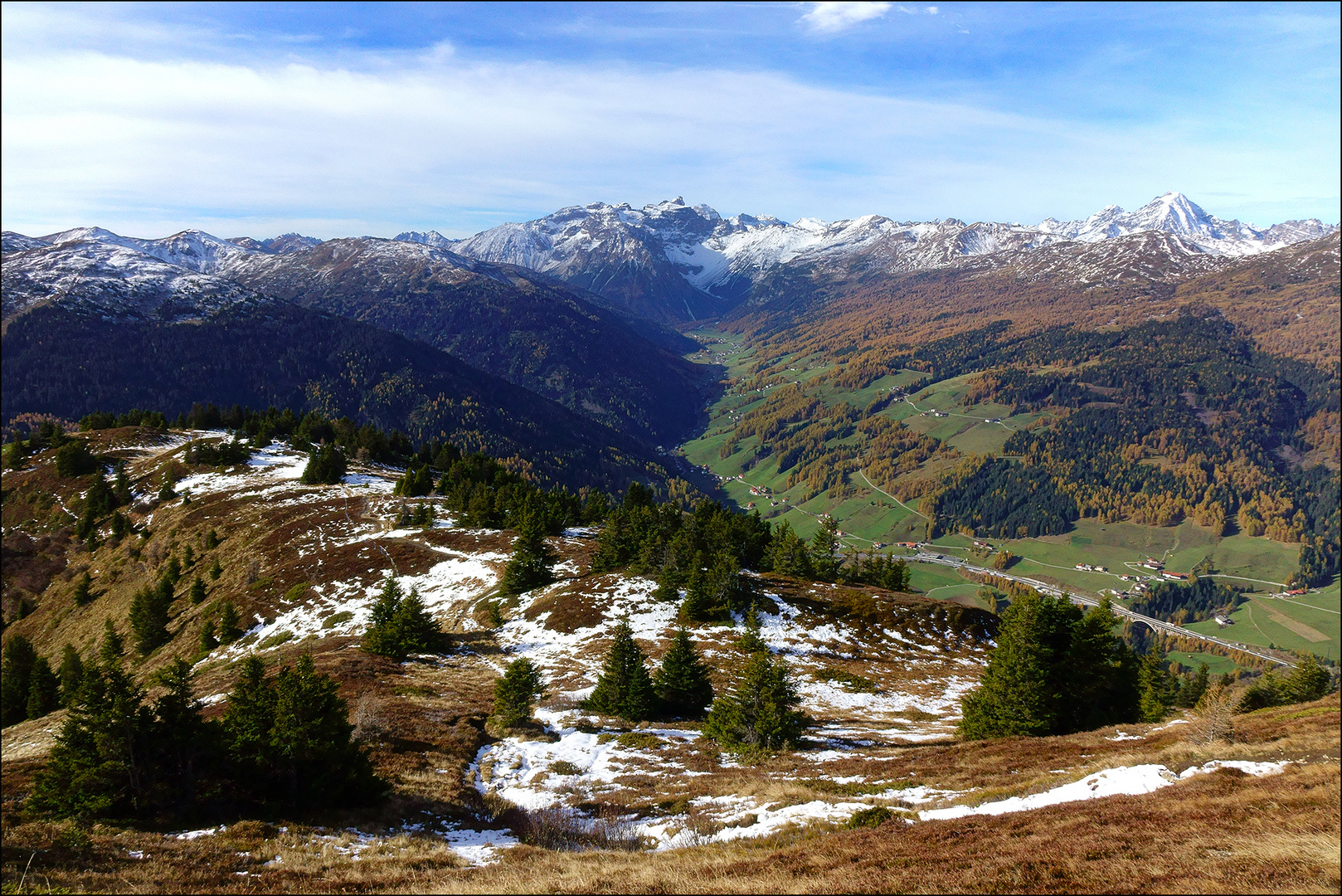Blick ins Obernbergtal mit Tribulaun