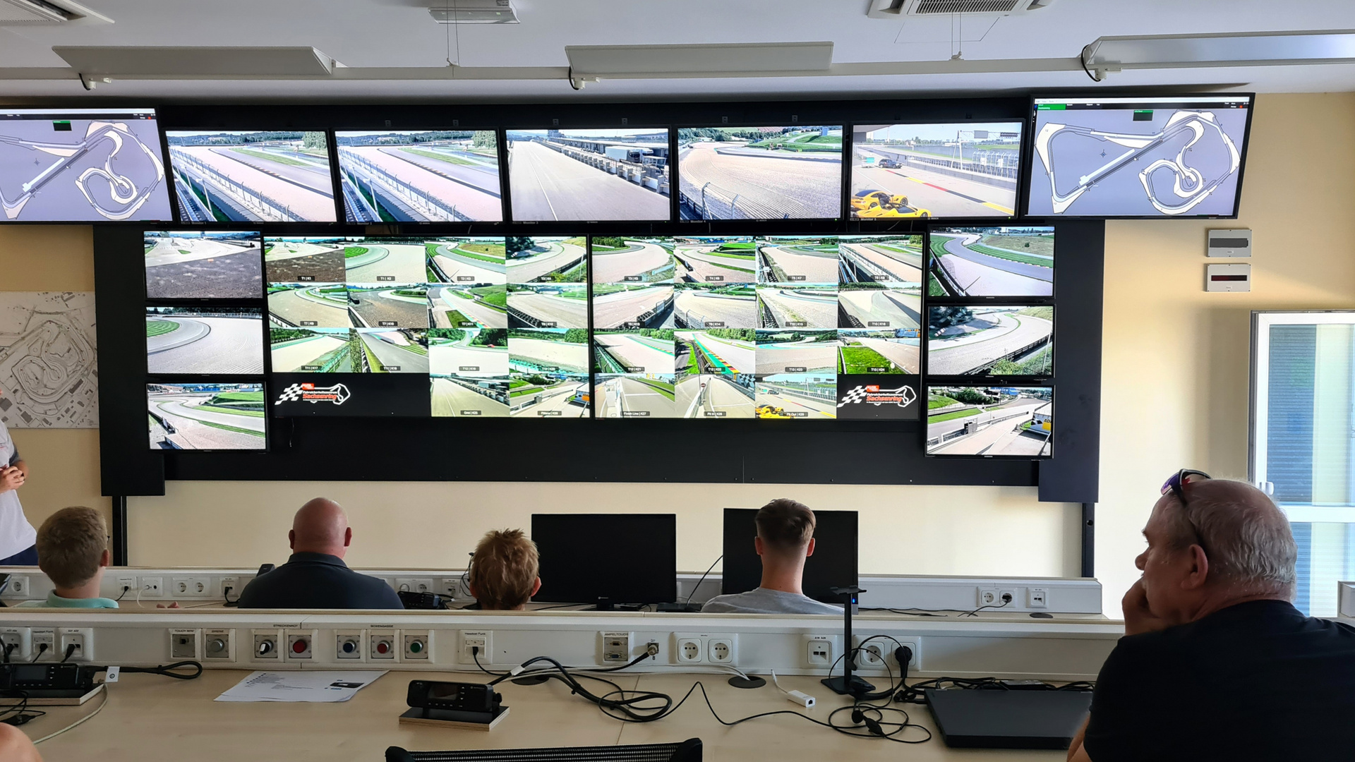 Blick ins Race-Control Zentrum