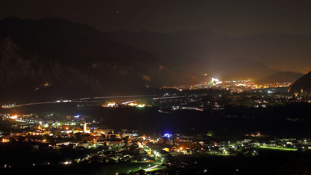 Blick ins Unterinntal bei Nacht