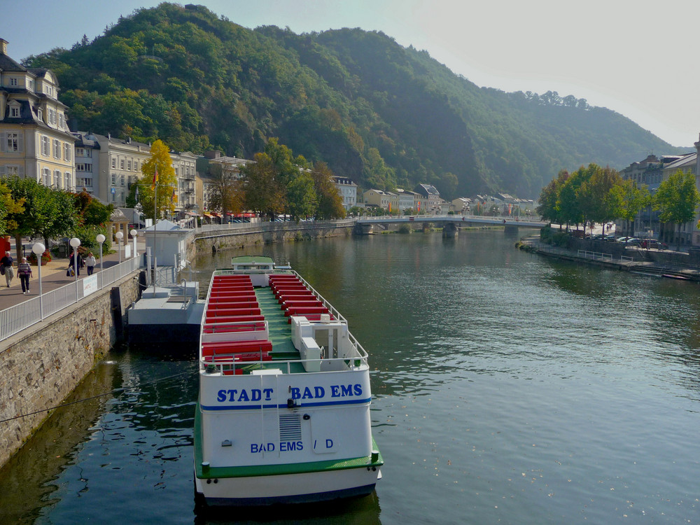 Blick lahnaufwärts in Bad Ems