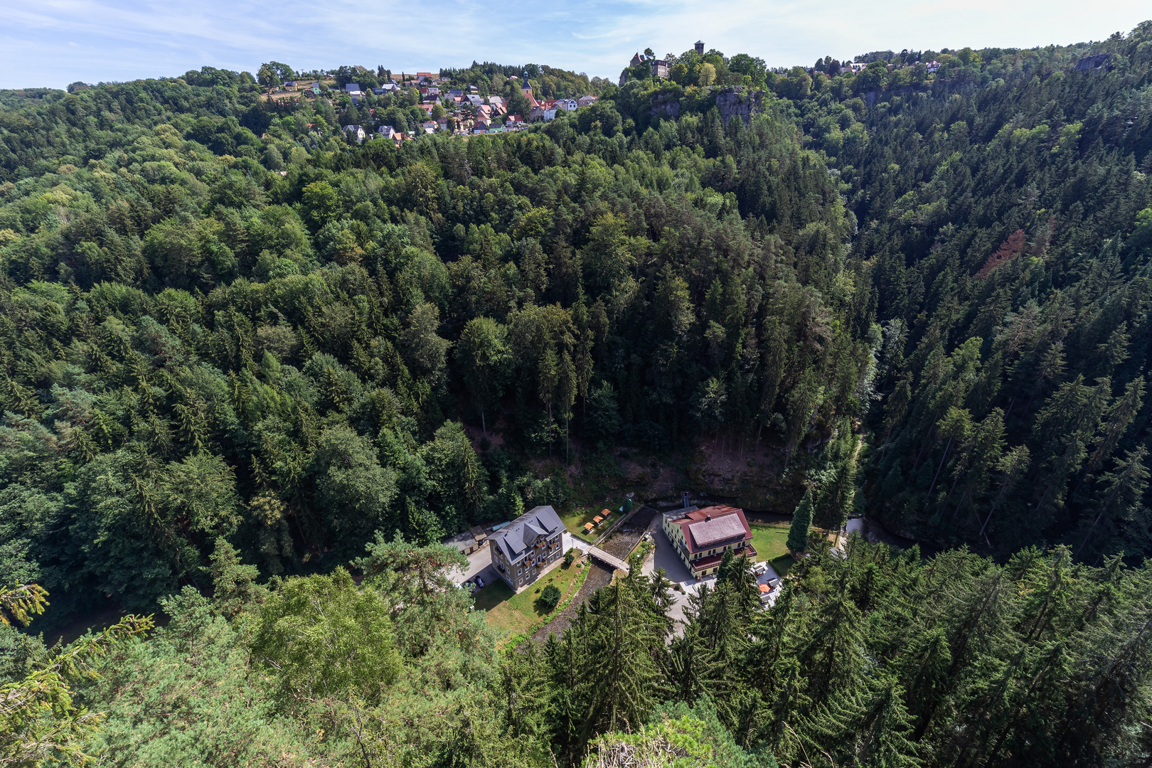 Blick nach Hohnstein übers Polenztal