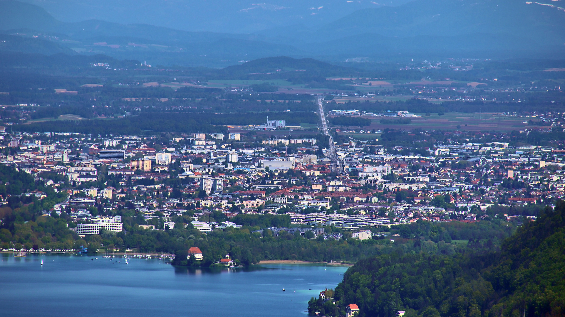 Blick nach Klagenfurt