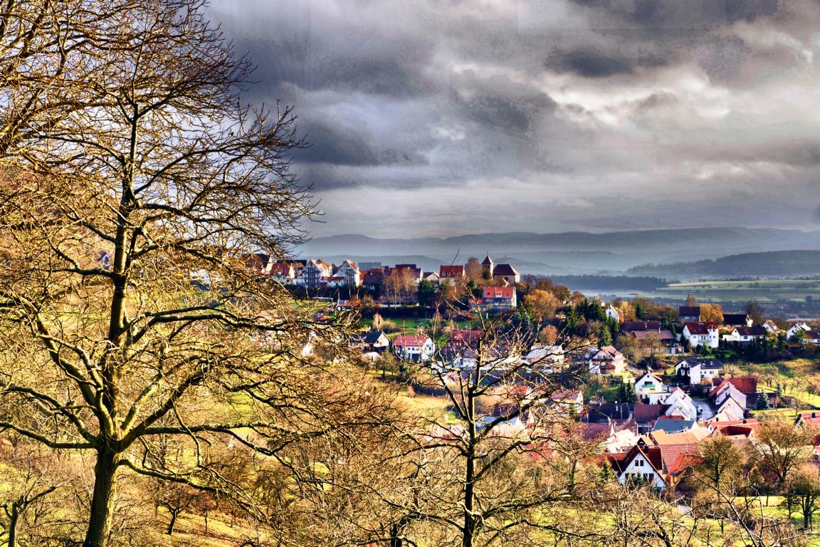 Blick nach Mönchberg...