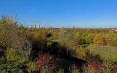 Blick nach Norden von der ehemaligen Bergehalde "Kissinger Höhe 2" in Hamm-Pelkum ...