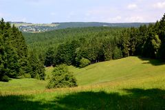 Blick nach Schnett über die Höhen des Thüringer Waldes…