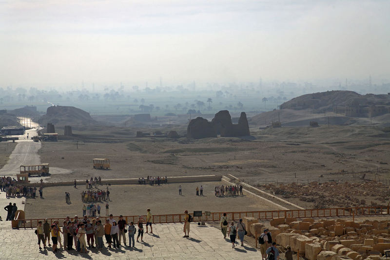 Blick nach Theben West (vom Hatschepsut Tempel)