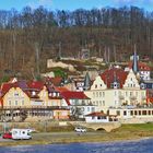 Blick nach Wehlen rechts der Elbe über Mittag des 03.01. 2020