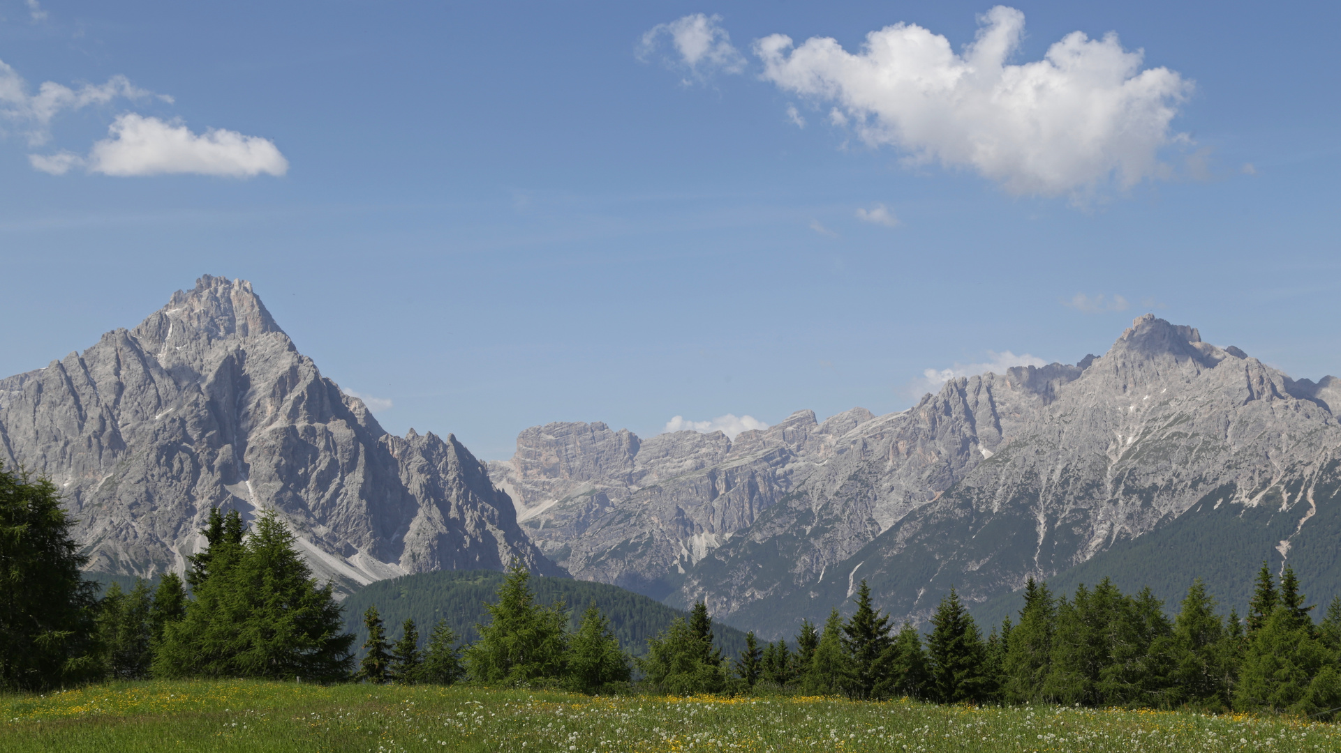 Blick Richtung Sextener Dolomiten (2015_07_05_EOS 6D_6347_ji)