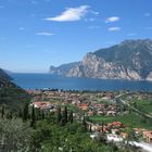 Blick über Arco auf den Gardasee