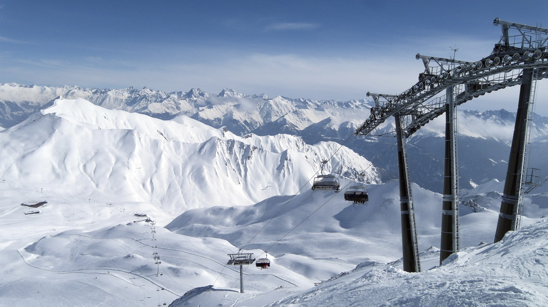 Blick über das Skigebiet von Serfaus Fiss Ladis