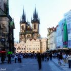 Blick über den Altstädter Ring auf die Teynkirche von Prag