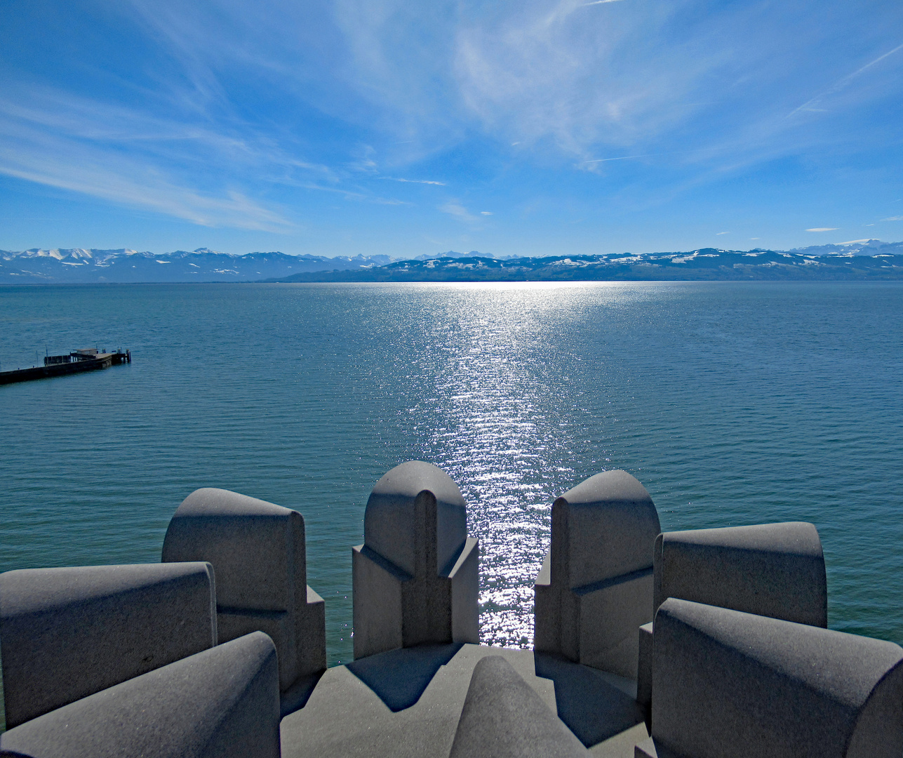 Blick über den Bodensee in die Schweiz