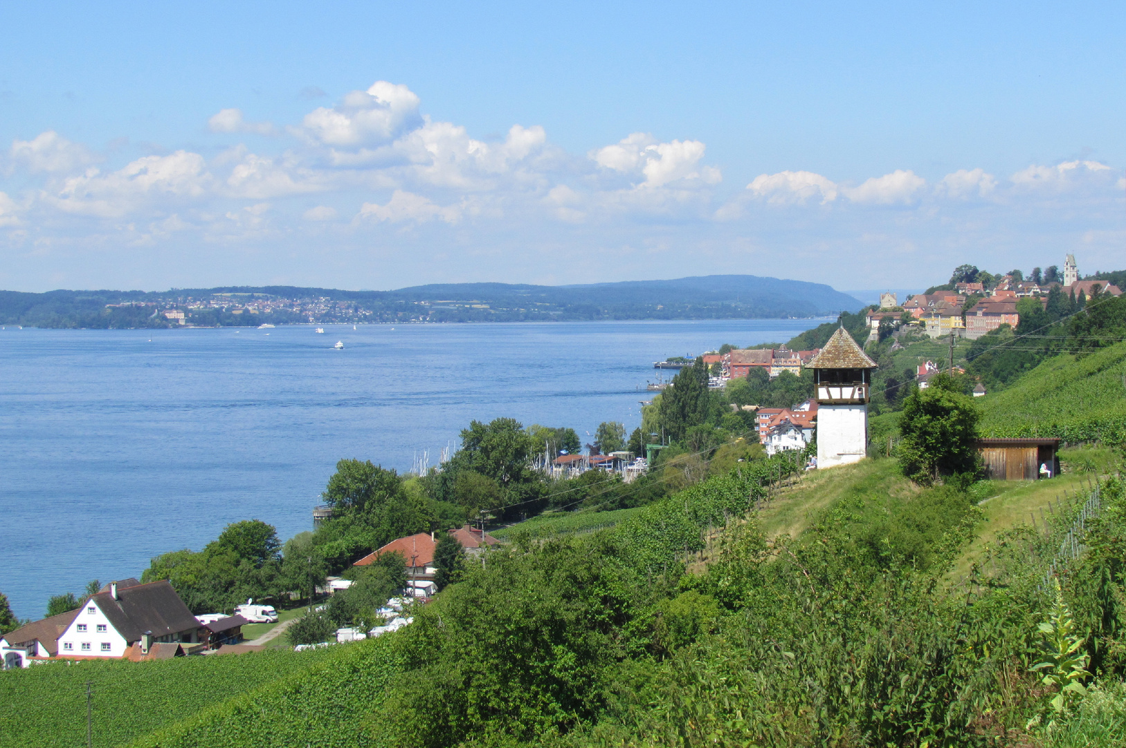 Blick über den Bodensee mit Meersburg