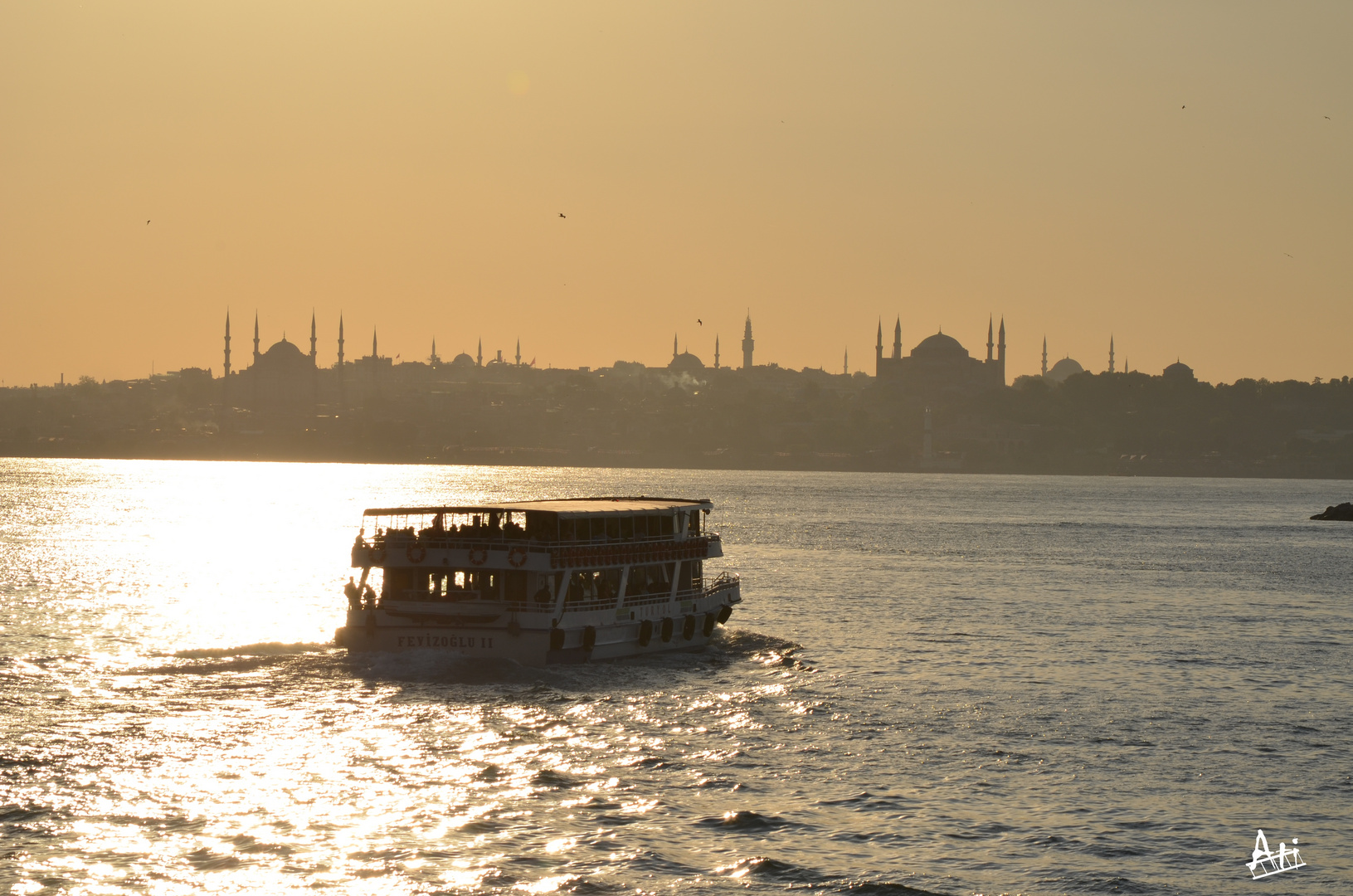 Blick über den Bosporus, hier in Istanbul-Kadiköy