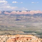 Blick über den Bryce Canyon hinaus