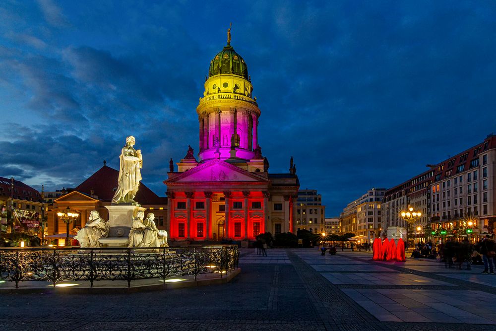 Blick über den Gendarmenmarkt...  