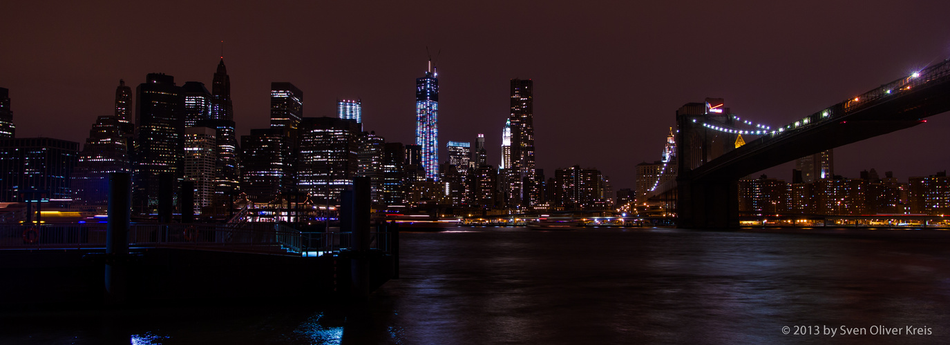 Blick über den Hudson River auf die Skyline