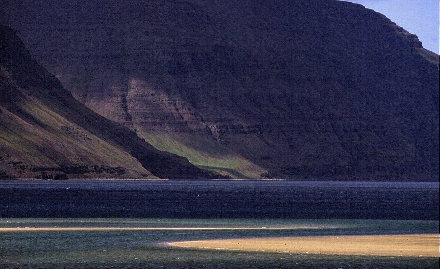 Blick über den Önundarfjördur / Island