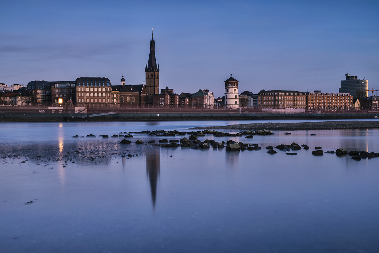 Blick über den Rhein.