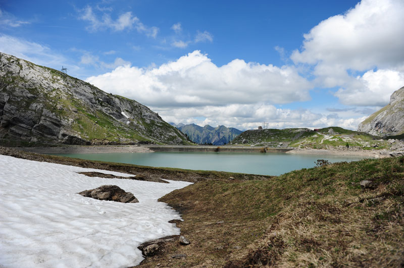 Blick über den Sanetschsee