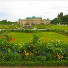 Blick über den Schloßgarten auf das Obere Schloß Belvedere.