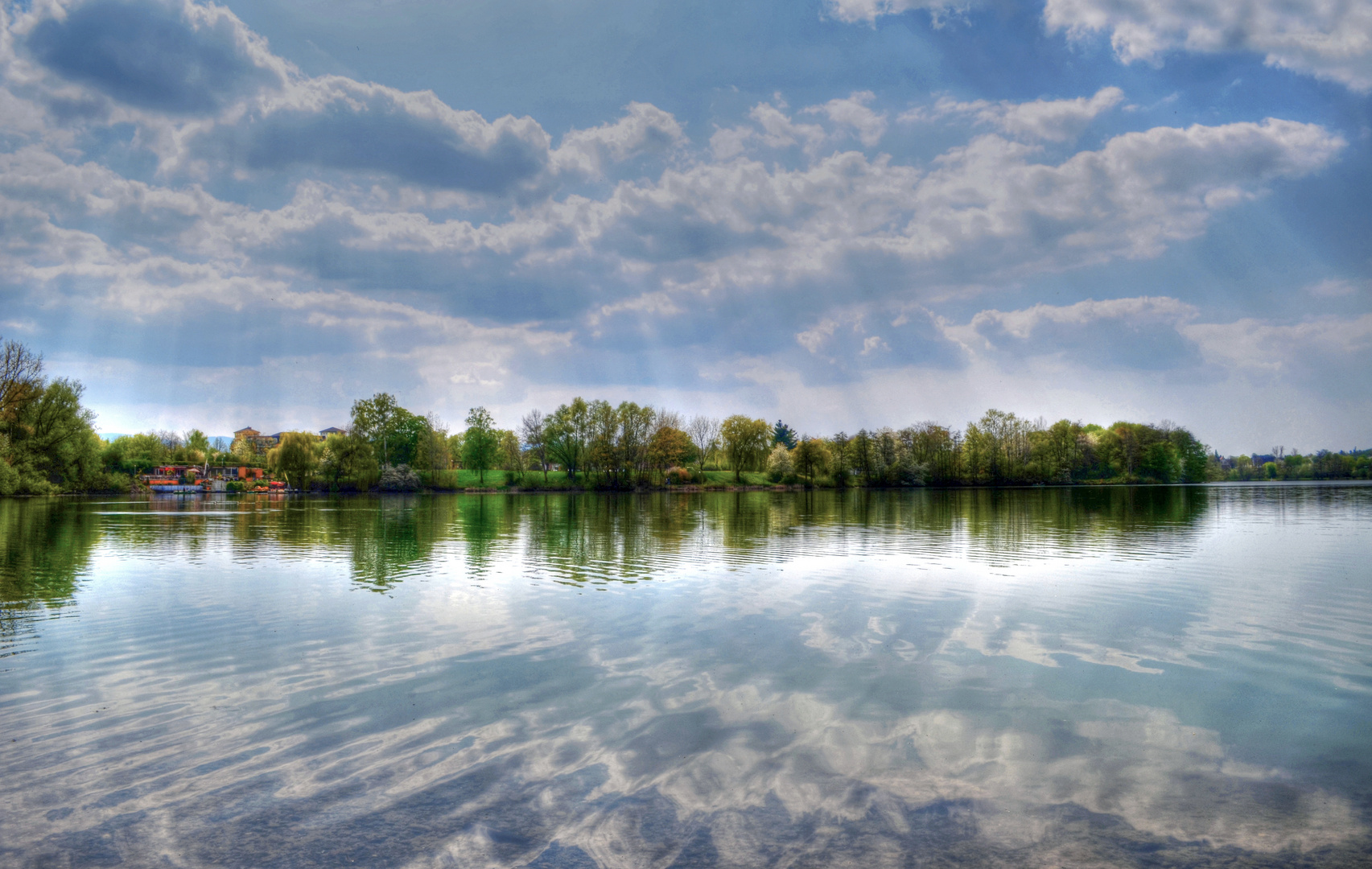 ~ Blick über den See ~