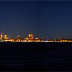 Blick über den Strelasund auf meine Heimatstadt bei Nacht