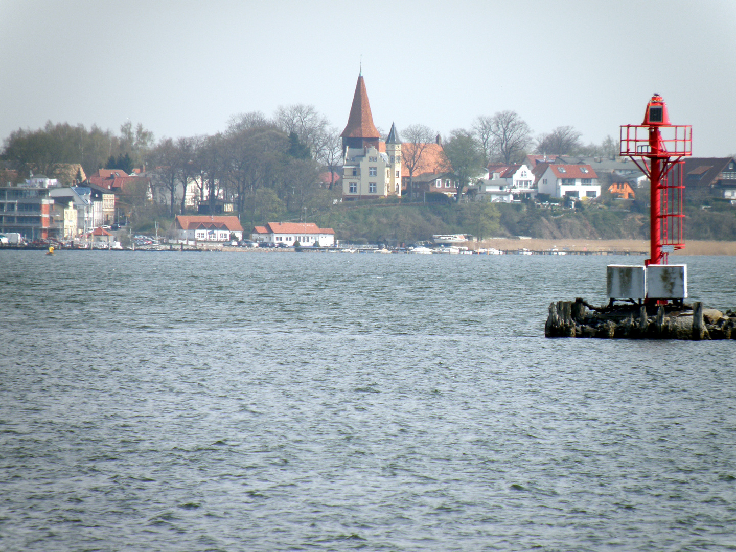 Blick über den Strelasund nach Altefähr