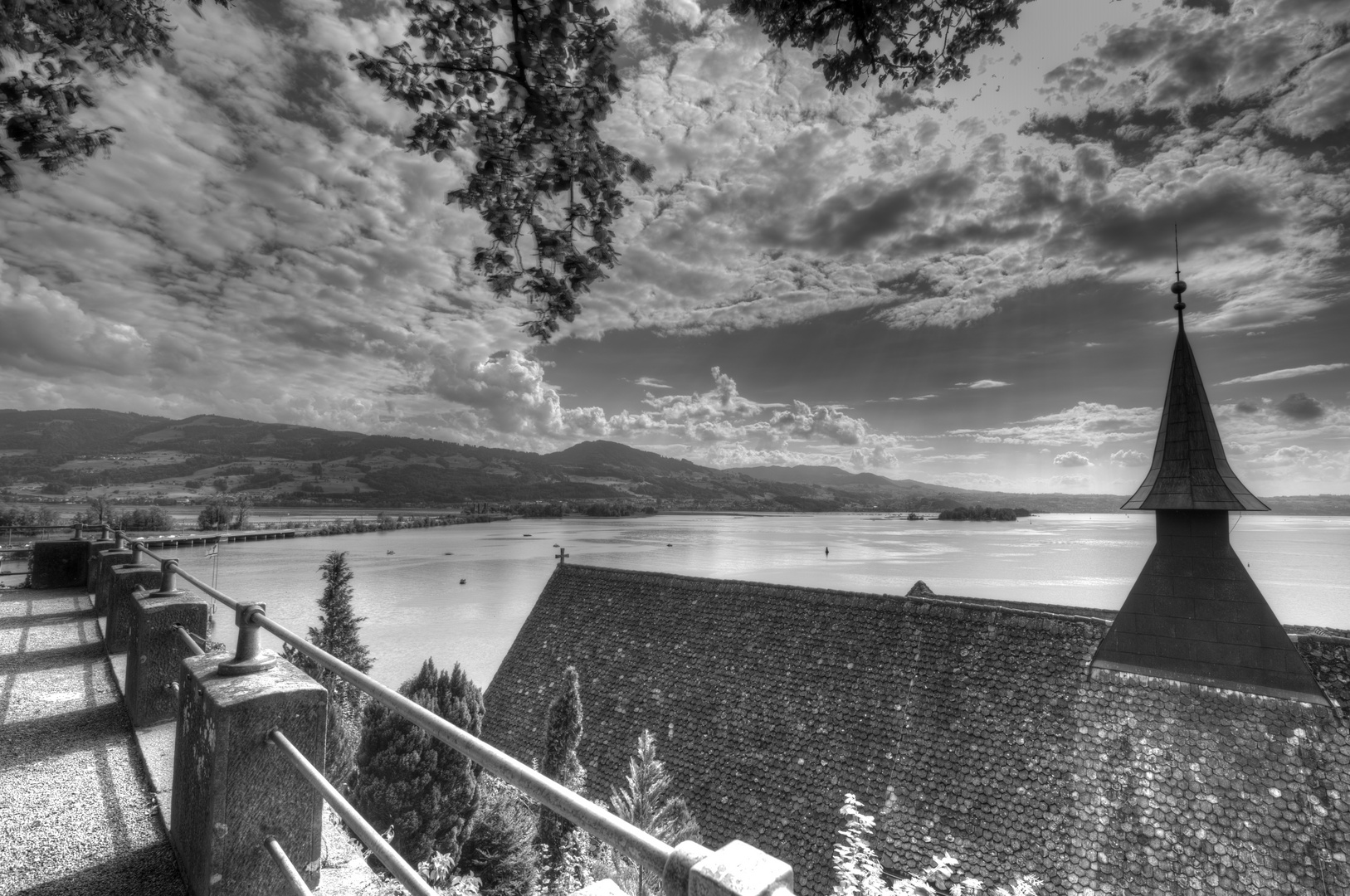 Blick über den Zürichsee von Schloss Rapperswill aus