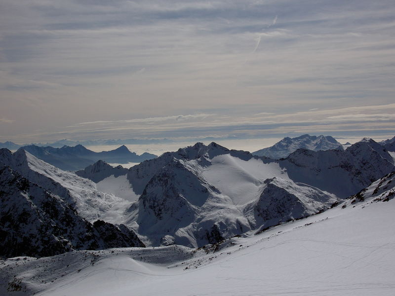 Blick über die Alpen, von der Schaufelspitze (3180m)