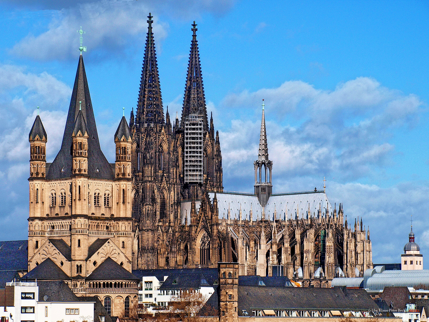 Blick über die Altstadt zum Kölner Dom