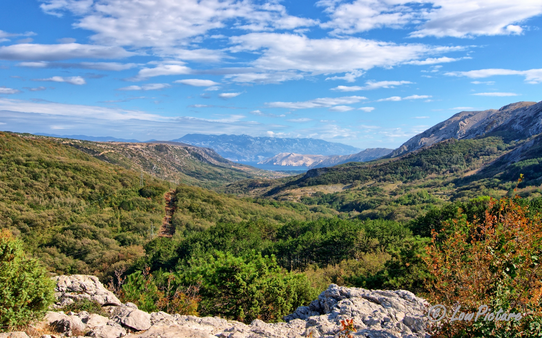 Blick über die Bucht von Baska