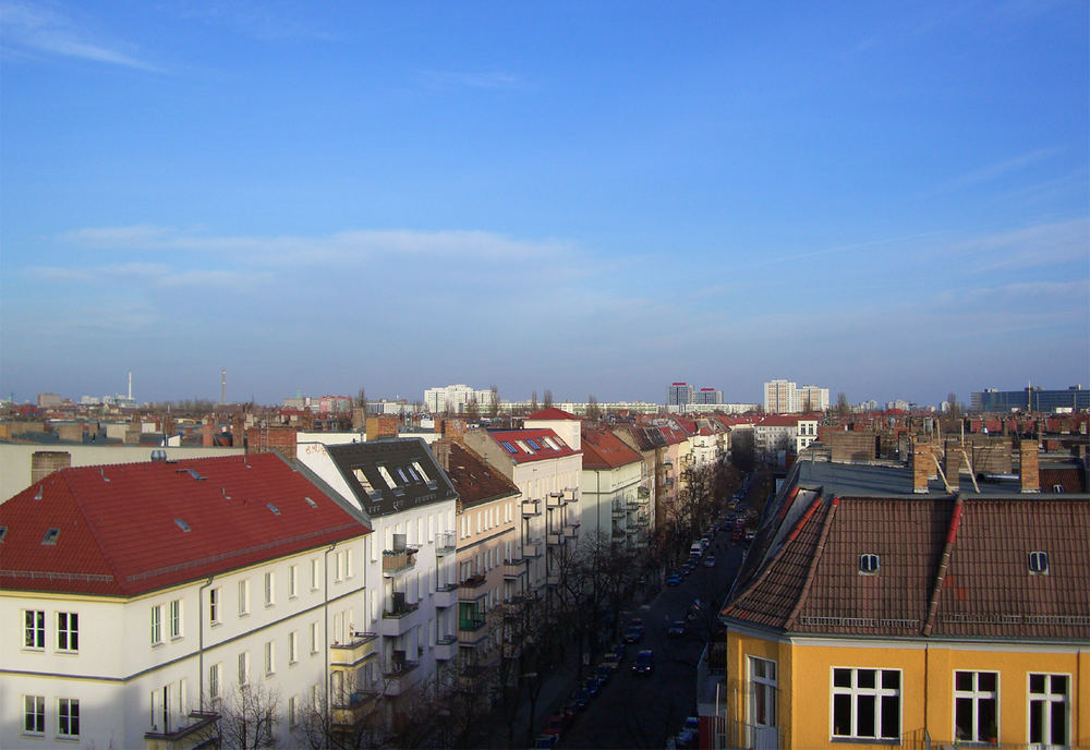 Blick über die Dächer Ost-Berlins