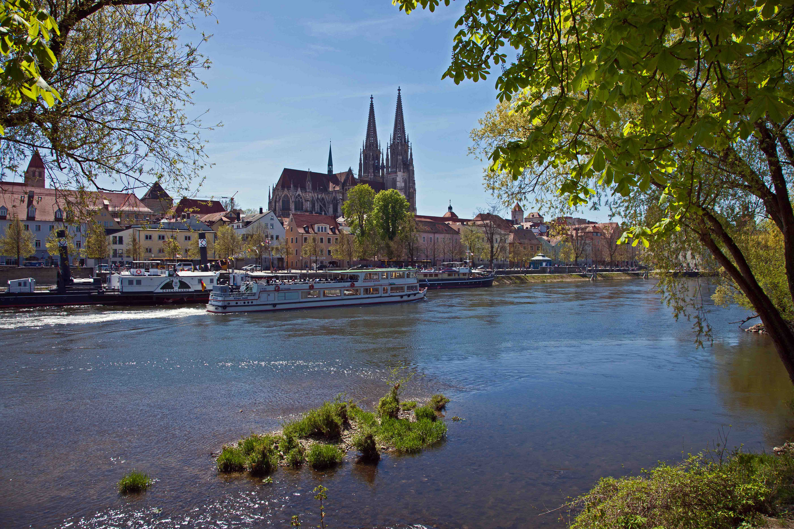 Blick über die Donau in Regensburg