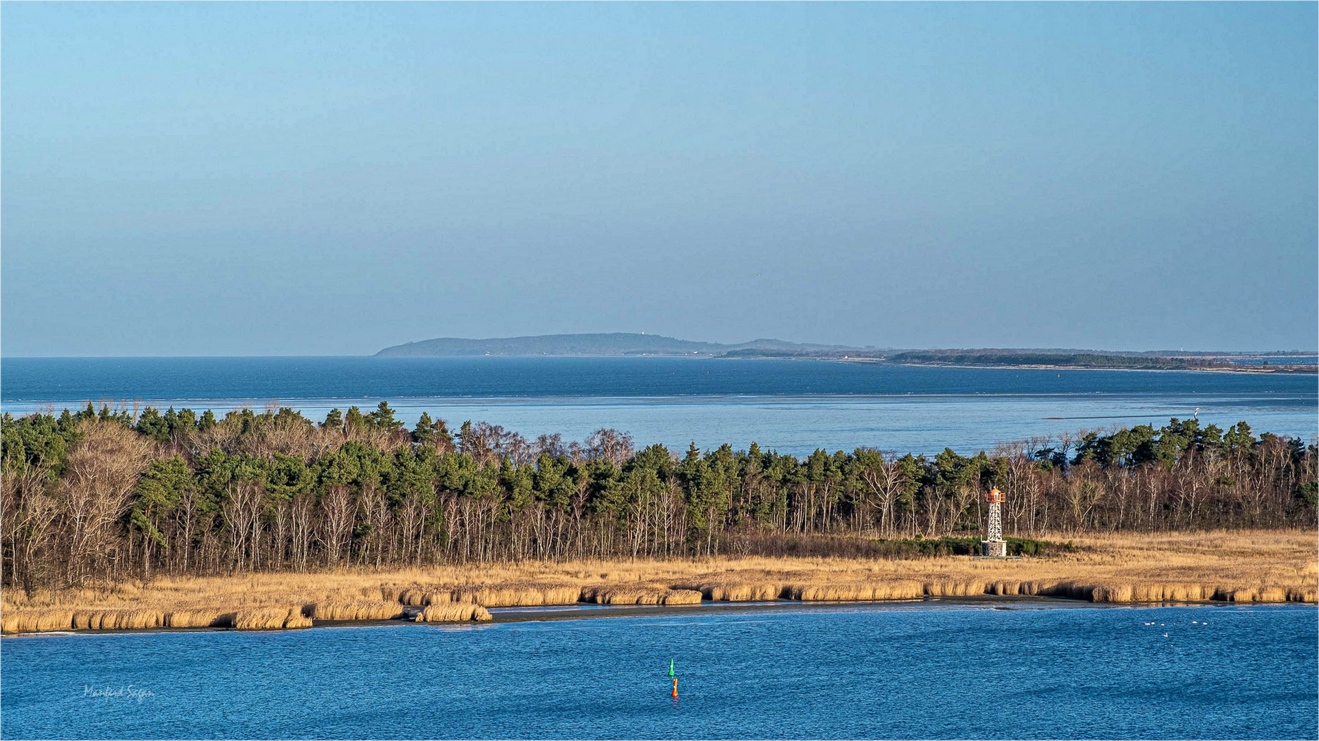 Blick über die Insel Bock zur Insel Hiddensee....