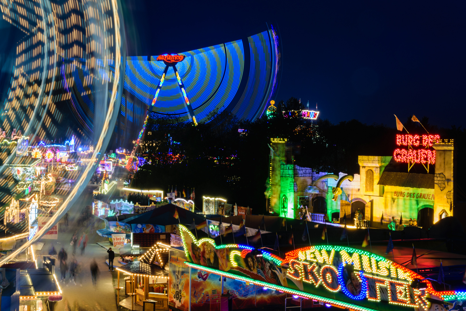Blick über die Lüdenscheider Kirmes 1 Foto & Bild kirmes, sauerland