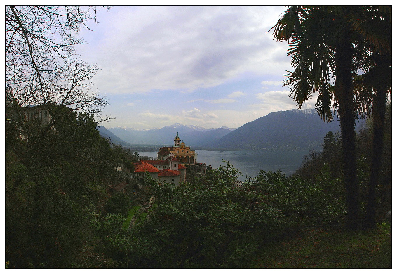 Blick über die Madonna del Sasso