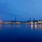 Blick über die nächtliche Binnenalster