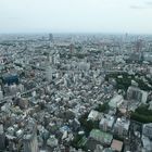 Blick über die Stadt von der oberen Plattform des Tokio-Towers