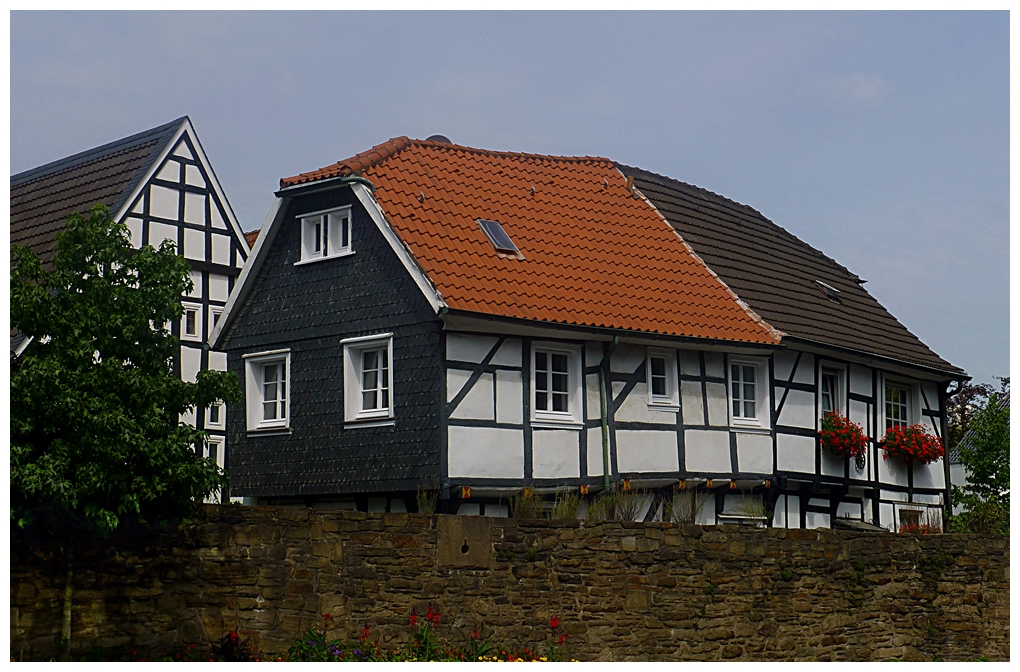 Blick über die Stadtmauer - Hattingen