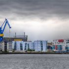 Blick über die Warnow - Wo einst die Rostocker Neptun-Werft stand... 